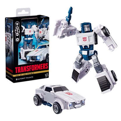 Autobot Tailgate Age of the Primes Deluxe 5.5-Inch Figure — Package and Contents Display