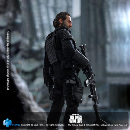 Rick Grimes Exquisite Super 1/12 Figure — Back View Holding M4A1 Rifle
