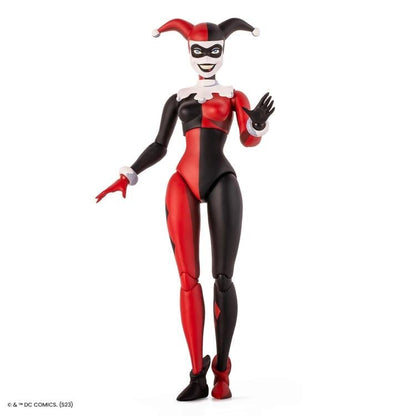 Harley Quinn Batman Animated Series 1/6 Scale Figure — Waving Pose Side Angle