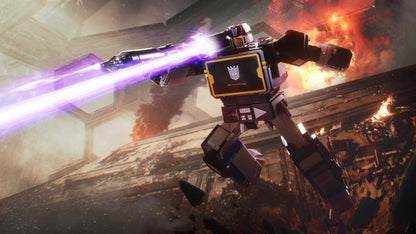 Soundwave Transformers Flagship Series Robot — Low Angle Action Pose Dual Blasts