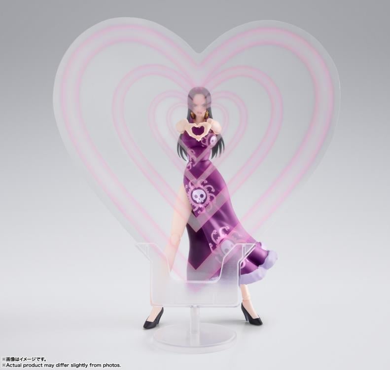 Boa Hancock Marineford S.H.Figuarts 6-Inch Figure — Love-Love Mellow Heart PET Effect Part Display