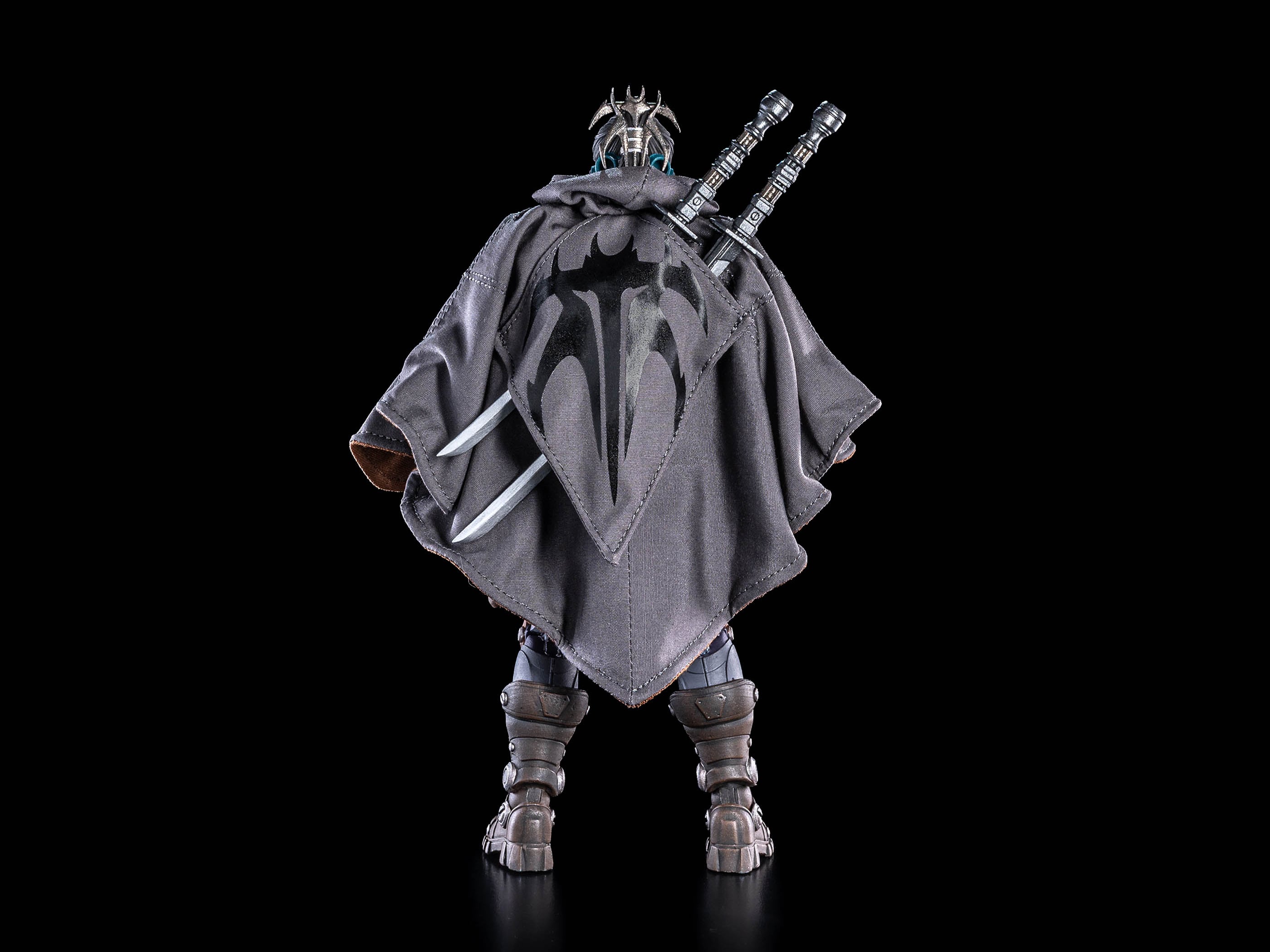 Kyojii Rune Cosmic Legions 6-Inch Figure — Back View Showing Mortal Thorn Faction Symbol on Cloak and Blade Sheath