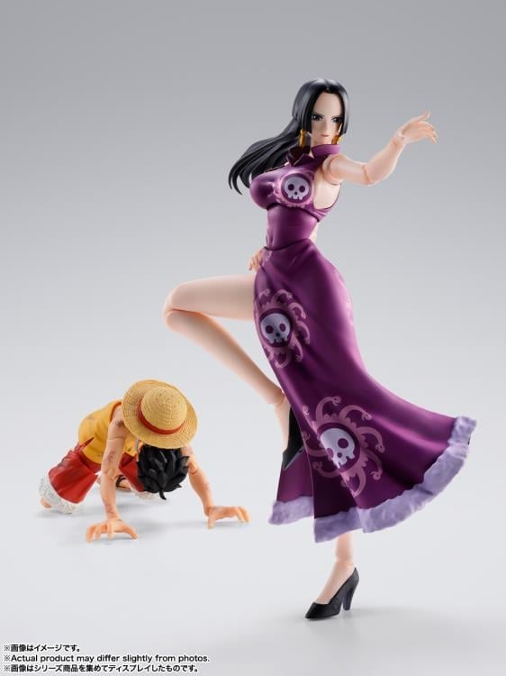 Boa Hancock Marineford S.H.Figuarts 6-Inch Figure — Scale Comparison with Monkey D. Luffy Figure