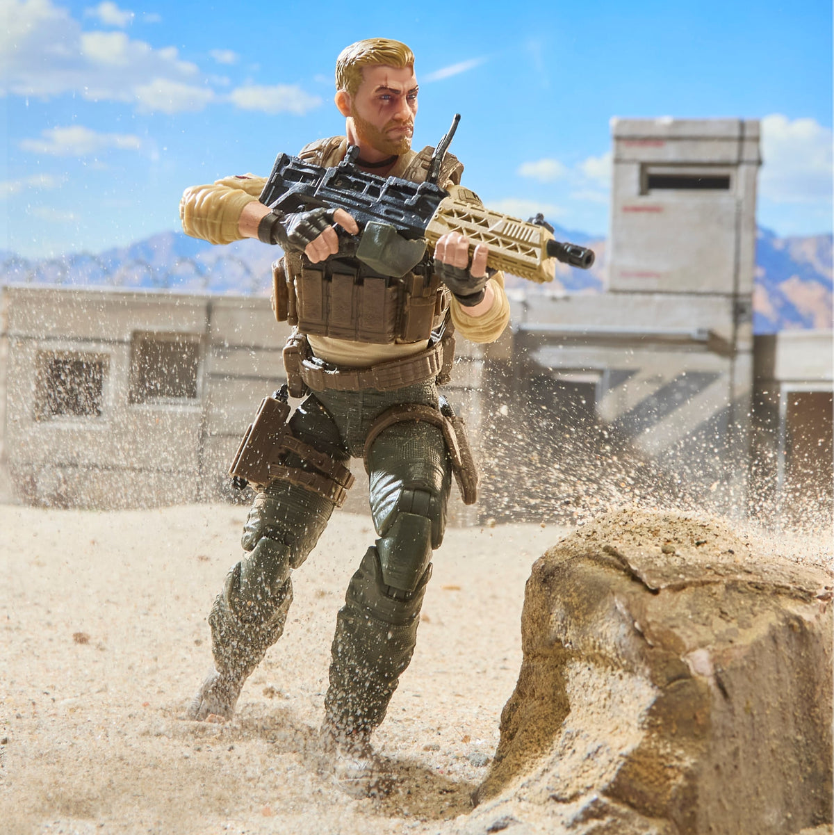 Duke G.I. Joe Classified Series 6-Inch Figure — Cover Advance Pose with Rifle