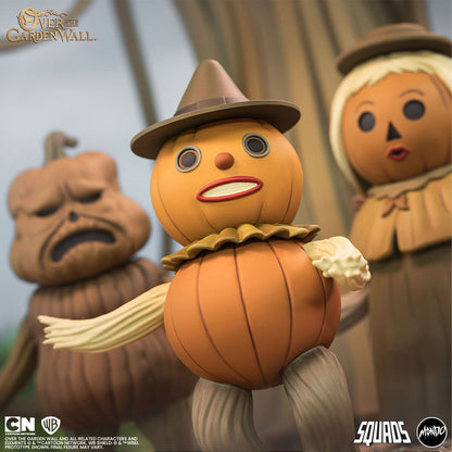 Over the Garden Wall Man Pumpkin Mondo Figure — Corn Arm Close-Up with Lady Pumpkin and Grandpa Pumpkin