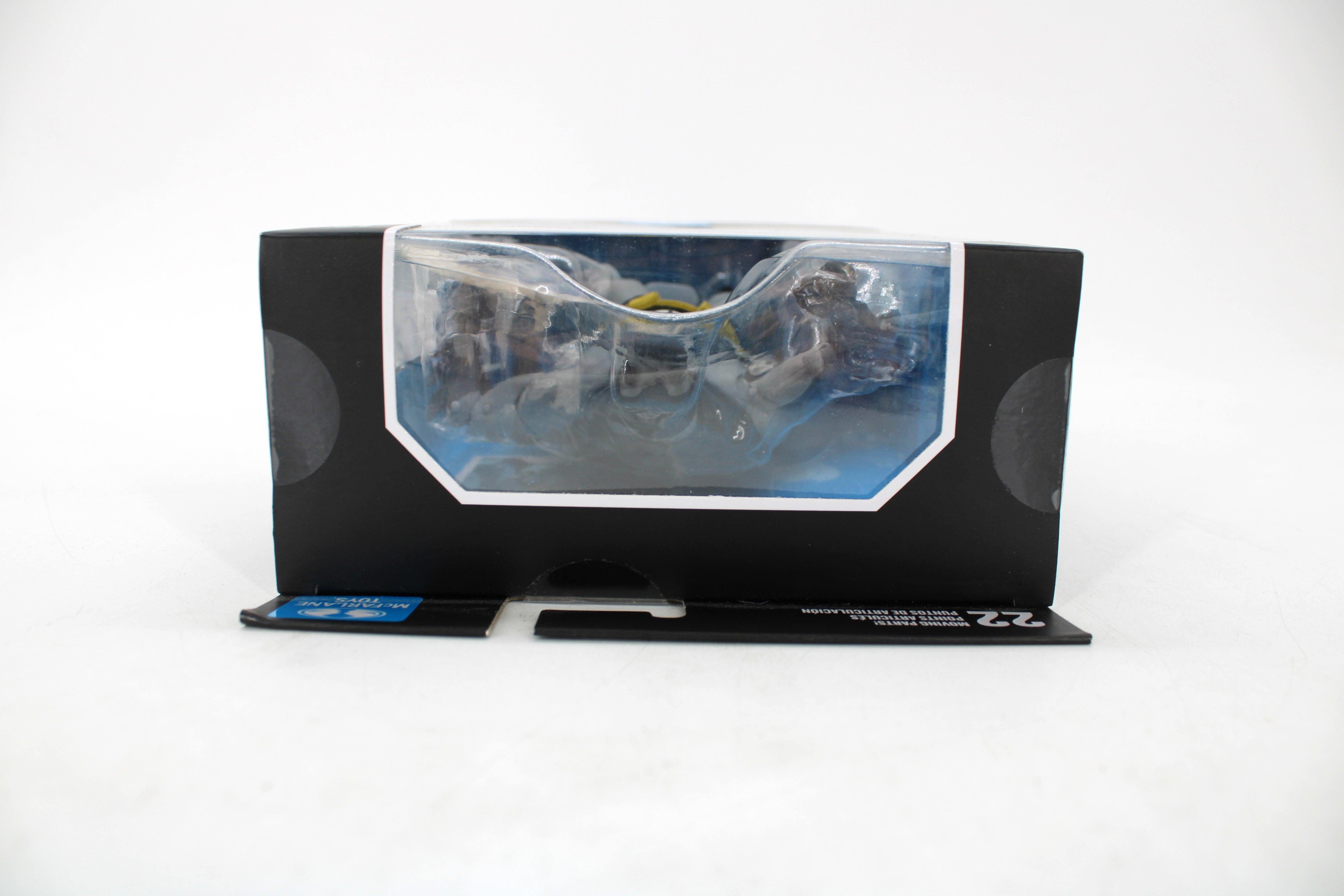 Batman Hush DC Multiverse 7-Inch Figure — Bubble Detail Bottom View