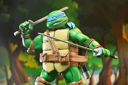 Leonardo TMNT x Usagi Yojimbo NECA 7-Inch Figure — Upper Body Comic Deco Close-Up