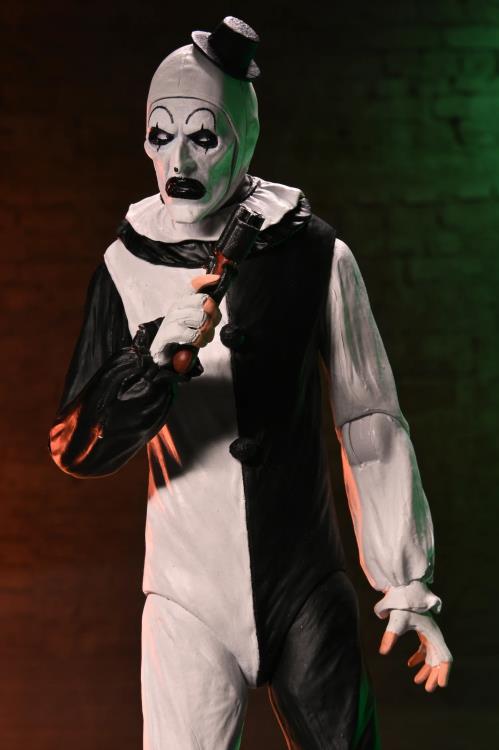 Art the Clown Terrifier 2 NECA Ultimate 7-Inch — Figure Detail Holding Flare Gun