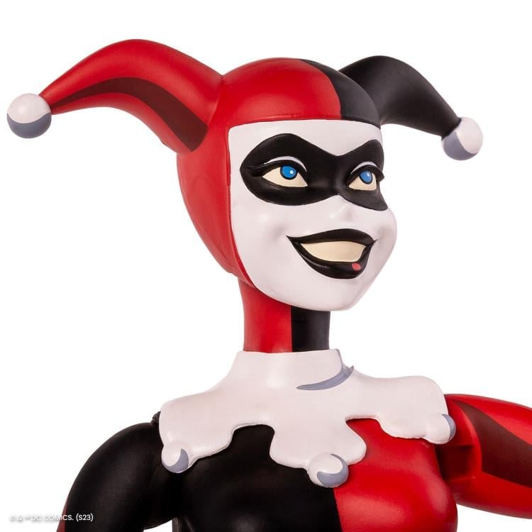 Harley Quinn Batman Animated Series 1/6 Scale Figure — Smiling Head Sculpt Close-Up