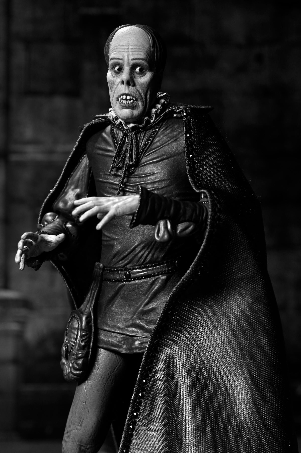 Phantom of the Opera Masque Red Death NECA 7-Inch Figure — Alternate Unmasked Head Holding Skull Staff