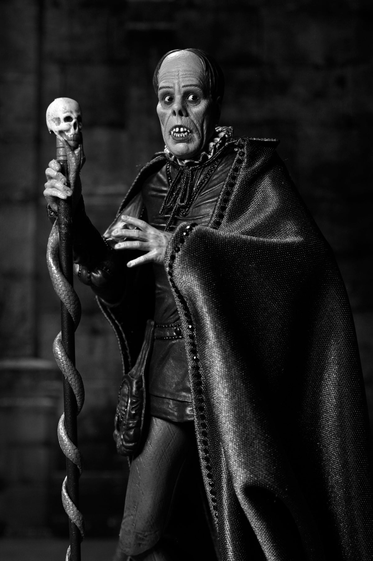 Phantom of the Opera Masque Red Death NECA 7-Inch Figure — Accessories Included Layout with All Heads and Hands
