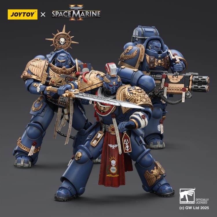 Ultramarines Heavy Artificer Armor Space Marine 2 JoyToy 1/18 Figure — Package Detail Close-Up