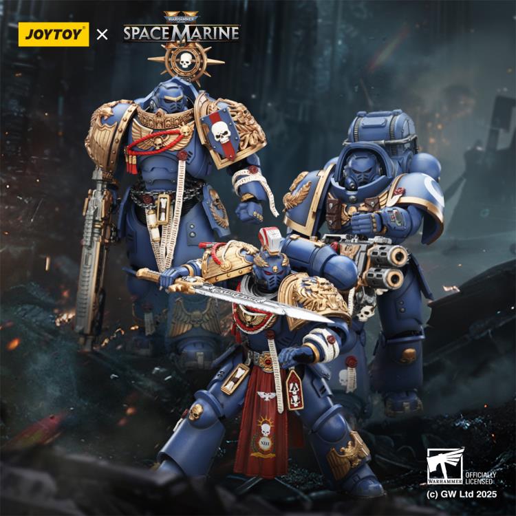 Ultramarines Heavy Artificer Armor Space Marine 2 JoyToy 1/18 Figure — Box Art Close-Up