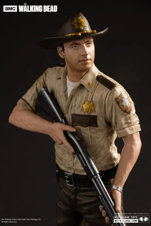 The Walking Dead (TV Series) Rick Grimes 1/8 Scale Posed Figure