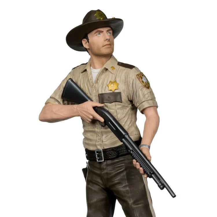 The Walking Dead (TV Series) Rick Grimes 1/8 Scale Posed Figure