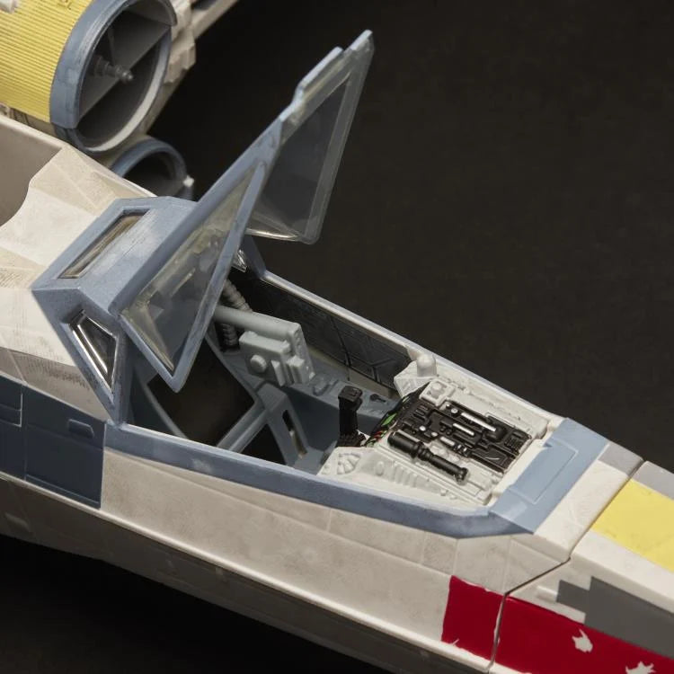Luke Skywalker's X-Wing Fighter (A New Hope) Star Wars: The Vintage Collection