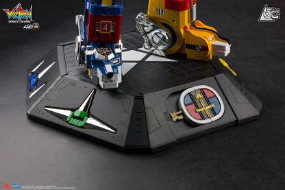 Voltron: Defender of the Universe 40th Anniversary Voltron Collector's Set