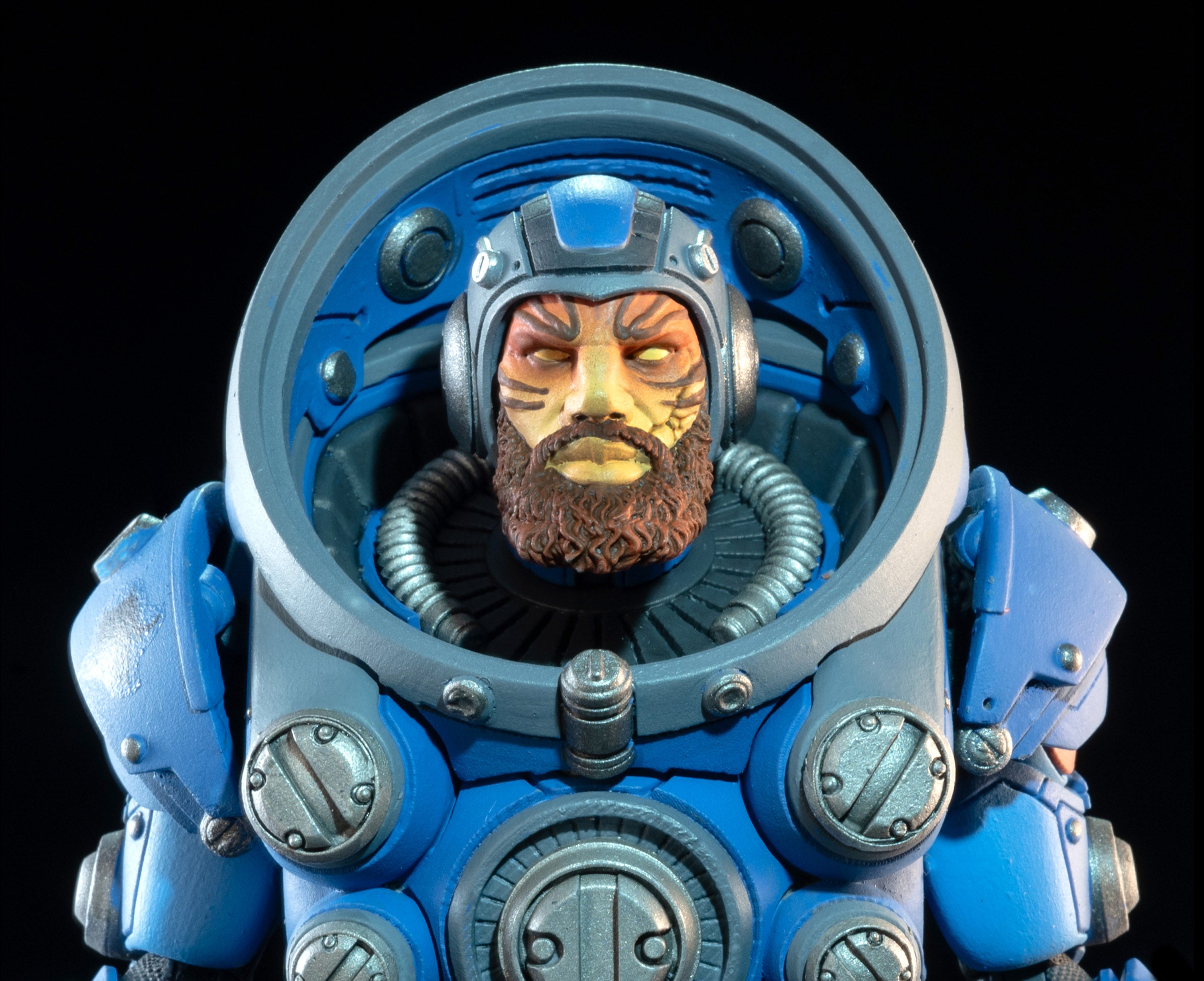 Cosmic Legions: OxKrewe Book One Thraxxon - Vellok Speer [Deluxe] (Preorder)