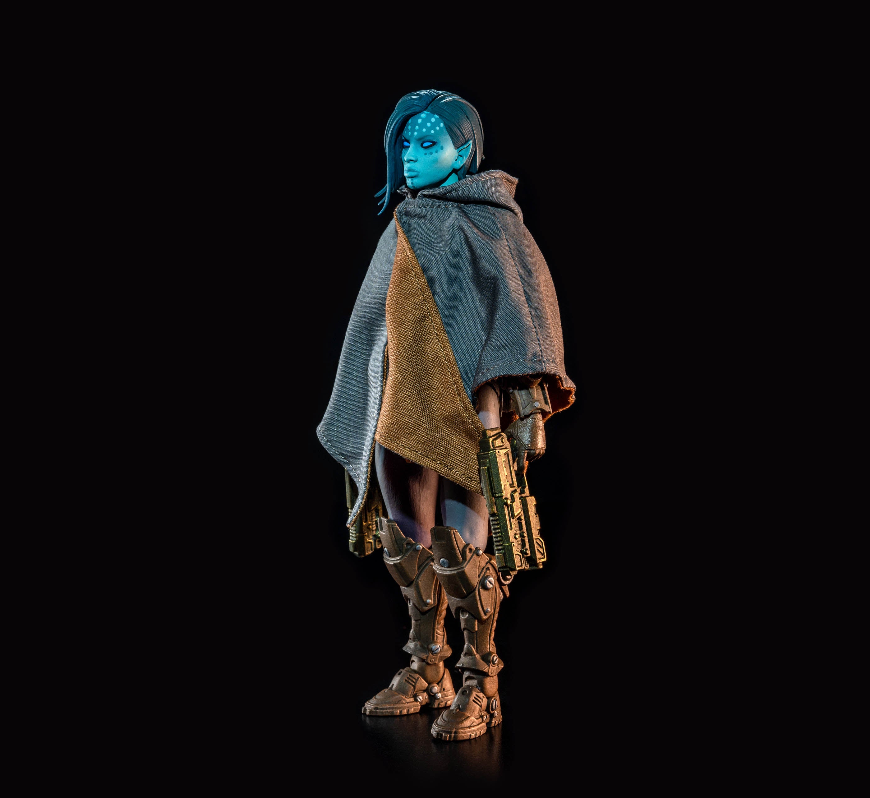 Cosmic Legions: Zeerian Spyre Figure